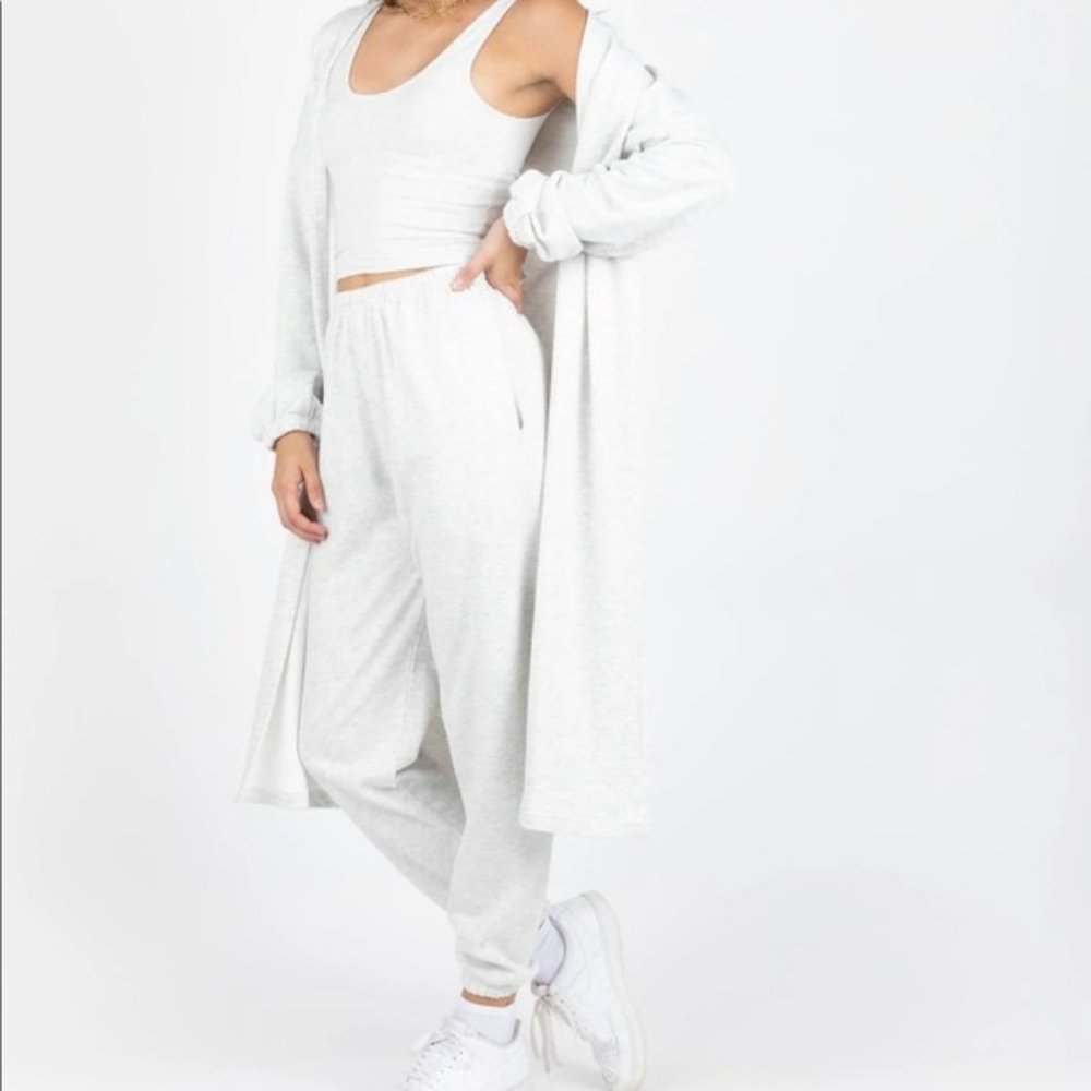 Kittenish Sunday Funday Grey Duster. NWT. Size S